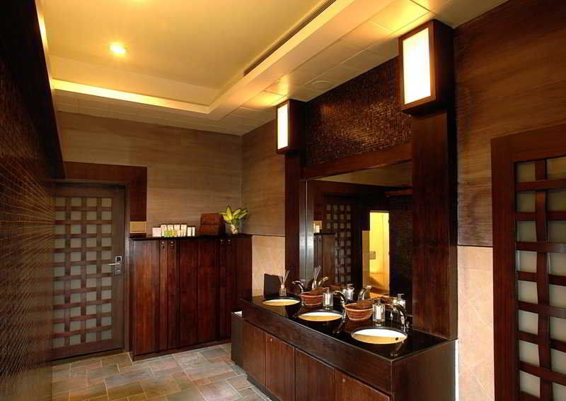 The Empire Hotel Kowloon - Tsim Sha Tsui Хонконг Екстериор снимка